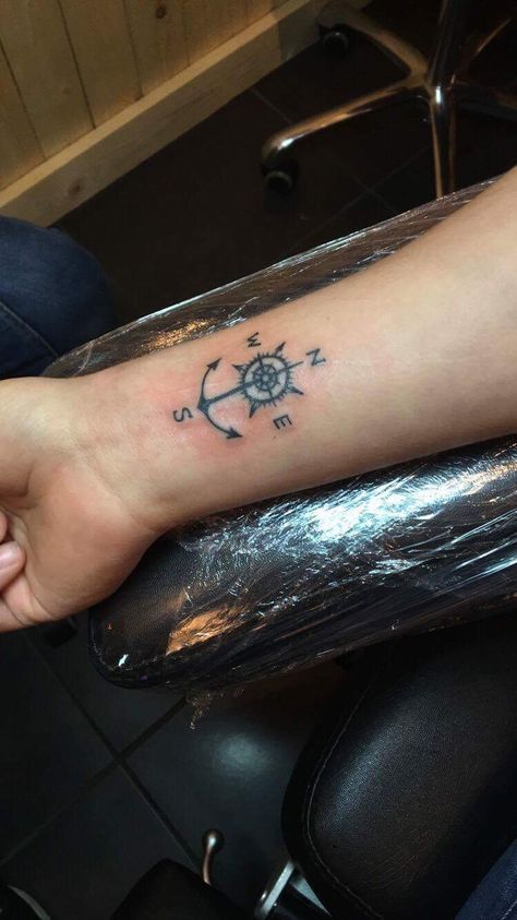 First tattoo Campus Tattoo For Men, Campus Tattoo, Cool Little Tattoos, Motherhood Tattoos, Casino Tattoo, Wife Tattoo, Compass Tattoo Design, Faith Tattoo, Type Tattoo