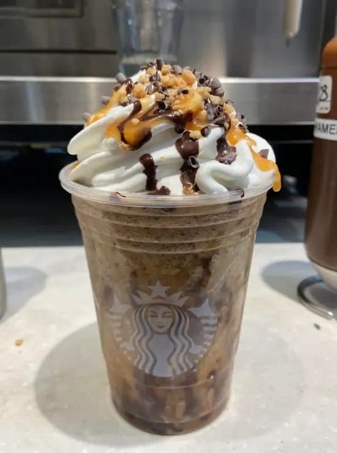 10 Secret Menu Starbucks Drinks To Get When You Need To Switch Things Up Starbucks Drinks Secret Menu Best, Starbucks Birthday Drink, Secret Menu Starbucks, Sweet Coffee Drinks, Frappuccino Starbucks Secret Menu, Colada Drinks, Drinks At Starbucks, Menu Starbucks, Iced White Chocolate Mocha