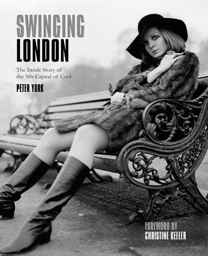 Swinging Sixties Fashion, Fashion London, Swinging 60s, Swinging London, Carnaby Street, Foto Shoot, Swinging Sixties, Fur Coat Vintage, Sixties Fashion