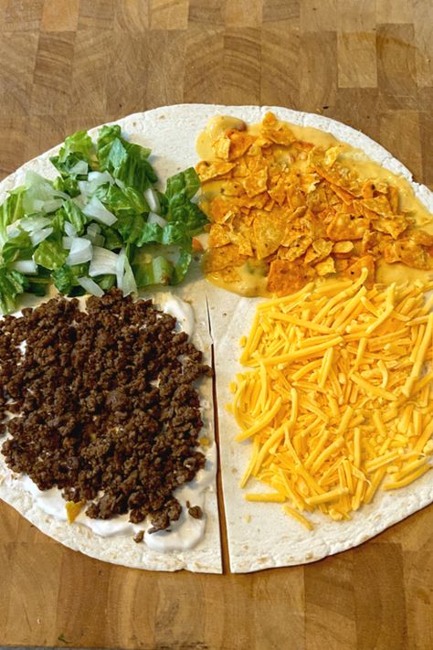 Homemade Crunchwraps - The Viral Tortilla Wrap Hack Recipe Tortilla Wrap Hack, Tortilla Wrap, Crunch Wrap, Food Mexican, Healthy Food Facts, Fajita Seasoning, Shredded Zucchini, Tortilla Recipe, Low Carb Tortillas