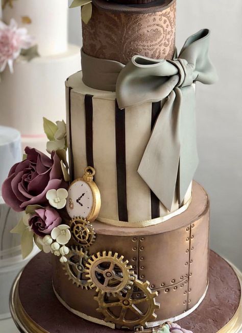 עוגות מדהימות Steampunk Wedding Cake, Steampunk Cake, Beautiful Cake Designs, Baking Art, Amazing Wedding Cakes, Steampunk Wedding, Modern Wedding Cake, Novelty Cakes, Holiday Cakes