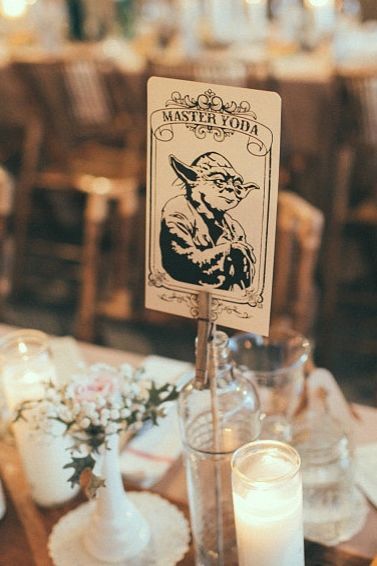 Genius-idea alert: naming reception tables after your favorite Star Wars characters. Star Wars Wedding Theme, Nerd Wedding, Galaxy Wedding, Wedding Fotos, Geeky Wedding, Princess Star, Geek Wedding, Wedding Table Names, Star Wars Wedding