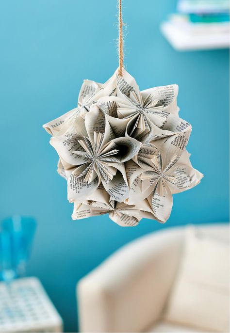 Find out how to make a Kusudama balls with this free paper crafting Book Ornament, Old Book Crafts, Paper Christmas Decorations, Paper Christmas Ornaments, Book Page Crafts, Diy And Crafts Sewing, Paper Ornaments, Things To Make, Book Folding