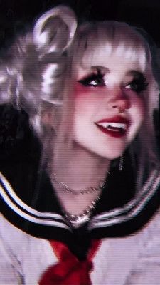 Toga Makeup, My Hero Cosplay, Choso Cosplay, Toga Cosplay, Cosplay For Halloween, Anime Earrings, Anime Cosplay Makeup, My Hero Academia Cosplay, Mha Cosplay