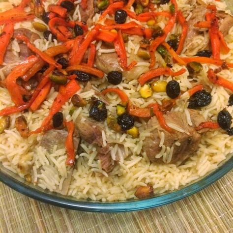 Kabuli Pilau - Afghanistani Rice with Mutton, Raisins, Nuts and Carrots Afghani Pulao, Afghanistan Food, Kabuli Pulao, Pulao Rice, Spaghetti With Ground Beef, Afghan Food, Afghan Food Recipes, Bengali Food, Easy Rice Recipes