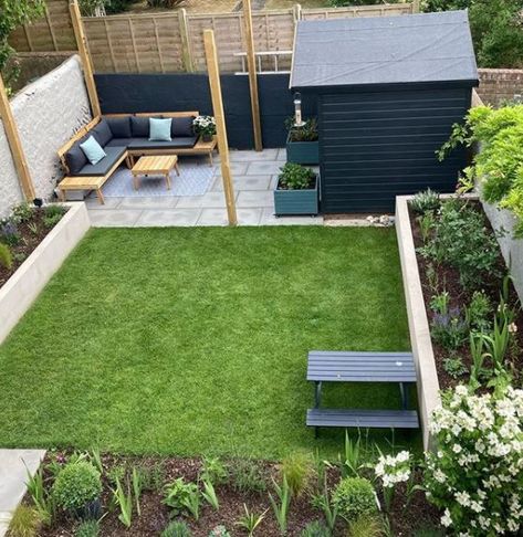 Small Garden Ideas: 44 Practical Tips and Tricks 20 Small Garden With Shed, Small Garden Uk, Small Backyard Garden, Small Garden Plans, Small Back Gardens, Small Garden Layout, Garden Ideas Uk, Small Garden Landscape, Garden Seating Area