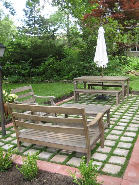 Patio Furniture On Grass Yards, Zara Home Bedroom, Brick Border, Cottage Outdoor, Jenny Steffens Hobick, Home Bedroom Design, Brick Patio, Ranch Remodel, Home Entertaining