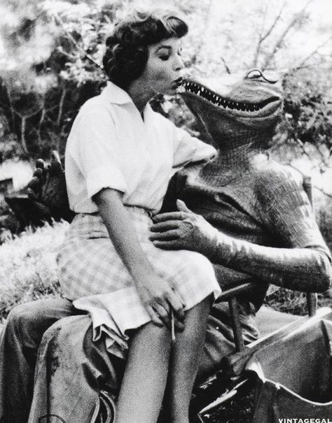 the alligator people on Pinterest | Garlands, Monsters and People Beverly Garland, Odd Couples, Famous Monsters, Retro Horror, Lovely Creatures, Sci Fi Horror, Classic Horror Movies, Classic Monsters, Vintage Horror