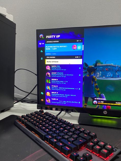 Playing Fortnite Aesthetic, Fortnite Gaming Setup, Playing Videogame Aesthetic, Fortnite Setup, Fortnite Aesthetic, Video Game Bedroom, Small Game Rooms, Fortnite Game, Epic Games Fortnite