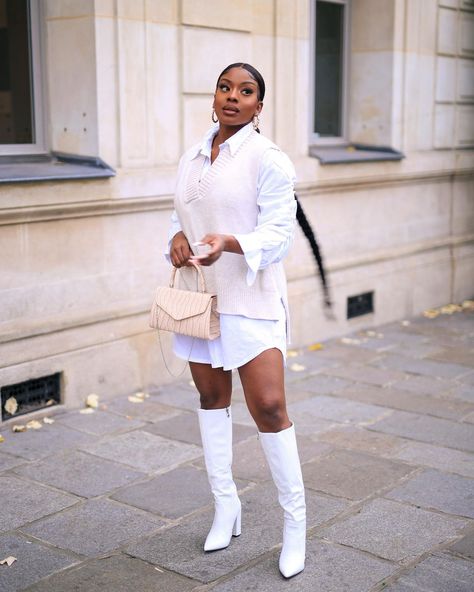 White Booties Outfit Fall, White Booties Outfit, Booties Outfit Fall, Brunch Outfits, How To Look Expensive, Booties Outfit, Fall Attire, Urban Fashion Trends, White Booties