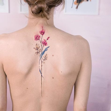 beautiful watercolor tattoo by Koray Karagözler (2) - KickAss Things Spring Tattoos, Floral Watercolor Tattoo, Small Watercolor Tattoo, Colour Tattoo For Women, Flower Spine Tattoos, Tattoo Watercolor, Tattoos For Women Flowers, Muster Tattoos, Inspiration Tattoos