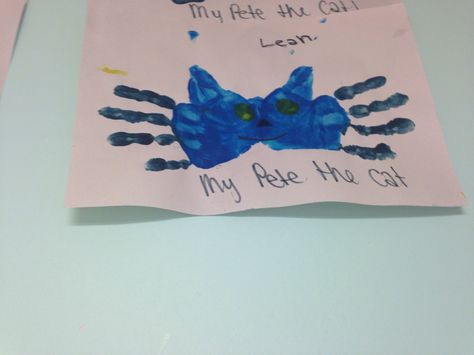 Pete the Cat. 2 blue and black handprints. Daycare crafts. My Pete the Cat! Pete The Car Crafts Preschool, Pete The Car Activities, Pete The Cat Handprint Craft, Pete The Cat Preschool Art Activities, Pete The Cat Toddler Activities, Pete The Cat Preschool Craft, Pete The Cat Art For Toddlers, Pete The Cat Crafts For Toddlers, Pete The Cat Food Activities