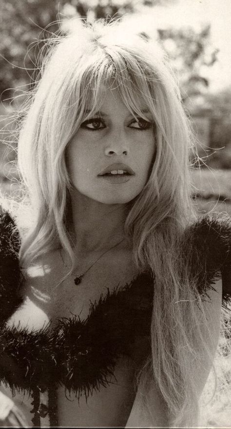 Bardot Brigitte, Brigitte Bardot Hair, Bardot Bangs, Bardot Hair, Bridgette Bardot, Hair Colorful, Bridget Bardot, Bardot Style, Wispy Bangs