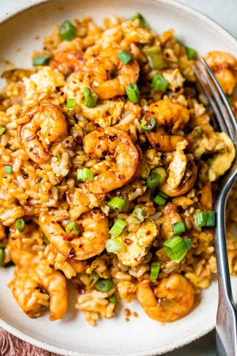 Asian Shrimp Fried Rice, Spicy Shrimp Fried Rice Recipe, Healthy Shrimp Fried Rice Recipe, Shrimp And Brown Rice Recipes, Spicy Shrimp And Rice, Shrimp And Brown Rice, Spicy Fried Shrimp, Spicy Shrimp Fried Rice, Spicy Fried Rice Recipe