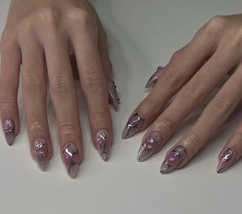 Fairy Core Nails, Nail Y2k, Medium Almond Nails, Alien Fairy, Alien Nails, Slay Nails, Purple Aura, Gel X Nails, Chrome Nail Art