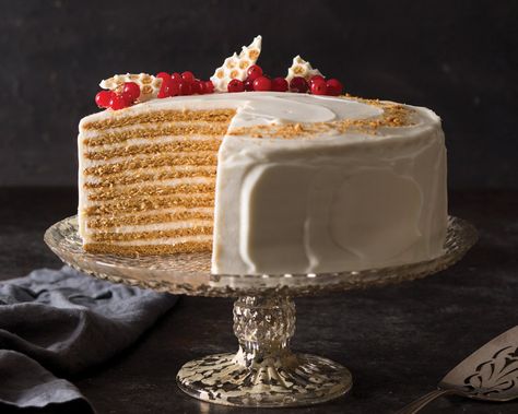 Our Best Honey Recipes Honey Deserts, Honey Recipes Baking, Russian Honey Cake, Sour Cream Frosting, Bakers Delight, Honey Cake Recipe, Citrus Cake, Russian Cakes, Cream Filling