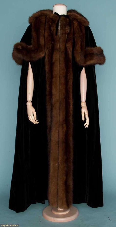 Fur Lined Cloak, Augusta Auctions, Chicago History Museum, 1950 Fashion, Long Cape, Vintage Cape, Royal Clothing, Fur Cape, Bridal Cape