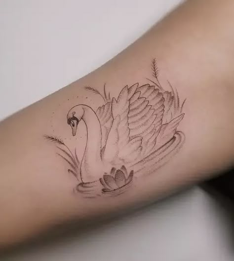 Black Swan Meaning, White Swan Tattoo, Black Swan Tattoo, Swan Tattoo, Mama Tattoo, Female Tattoos, Space Tattoo, Unique Tattoo Designs, Line Art Tattoos