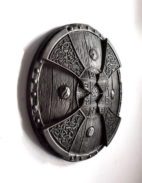 Norse Shield, Escudo Viking, Celtic Wall Art, Black Viking, Viking Axes, Arte Viking, Art Viking, Black Shield, Viking Decor