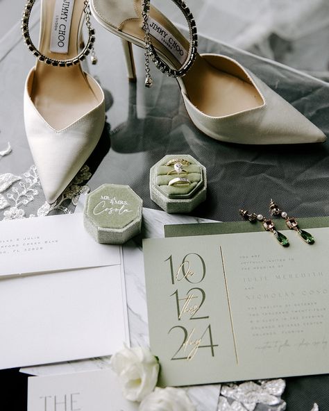 You knowww when I saw this leopard print bench I haddd to use it for detail photos, and the wedding was at the Orlando Science Center so it totally fit with the vibes and it was the same colors as the bridesmaids dresses so YAY, clearly obsessed. #floridaweddingphotographer #destinationweddingphotographer direct flash photography, editorial wedding photographer, wedding flat lay, 2024 bride, 2025 bride, 2026 bride, bridal details, bridal fashion Layflat Photography Wedding, Wedding Flat Lay Inspiration, Flash Photography Editorial, Flat Lay Wedding Photography, Bride Details Photography, Details Shots Wedding, Direct Flash Photography, 2025 Bride, Wedding Planning Details