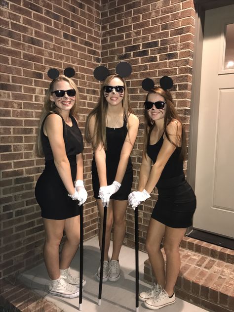 Simple Trio Halloween Costumes, Trio Halloween Costumes Unique, Simple Trio Costumes, Womens Mouse Costume, Mean Girls Mouse Costume, Three People Costumes, 3 Blind Mice Costume Women, Halloween Costumes Three Friends, Halloween Costumes For A Trio