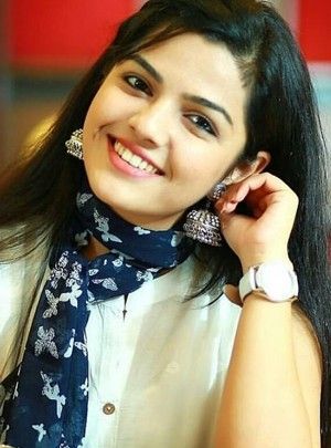 Aarya ambekar Arya Ambekar, Aarya Ambekar, Actress Images, Most Favorite, Neck Scarves, Actresses, Actors, Celebrities, Memes