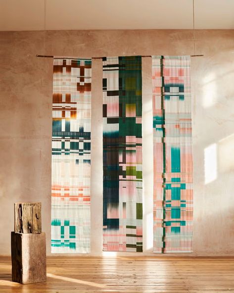 contemporary tapestry artists Modern Tapestry Weaving, Textile Art Installation, Tapestry Artist, Textile Installation, Contemporary Tapestry, Contemporary Tapestries, Modern Tapestries, Textile Inspiration, Bamboo Yarn