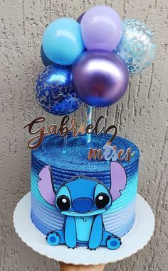 Stitch Cakes, Lilo And Stitch Cake, Rodjendanske Torte, Stitch Cake, Disney Birthday Cakes, Bday Party Theme, Disney Pixar Movies, Lilo Y Stitch, Beautiful Birthday Cakes