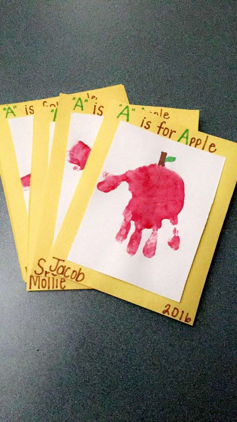 Preschool Apple Handprint, Easy Apple Preschool Craft, A Is For Apple Handprint, Handprint Apple Craft, Apple Handprint Crafts For Toddlers, Apples Arts And Crafts For Toddlers, Apple Crafts For One Year Olds, Apple Craft Ideas For Toddlers, A Is For Apple Preschool