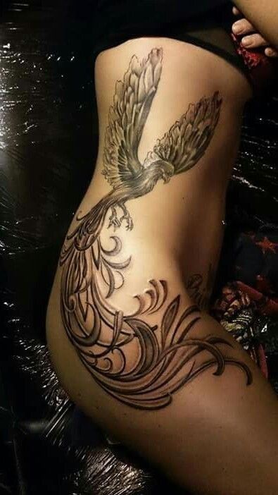 Side Body Tattoos, Tatoo 3d, Cool Tattoos For Girls, Geniale Tattoos, Bird Tattoo, Side Tattoos, Phoenix Tattoo, Tattoo Feminina, Great Tattoos