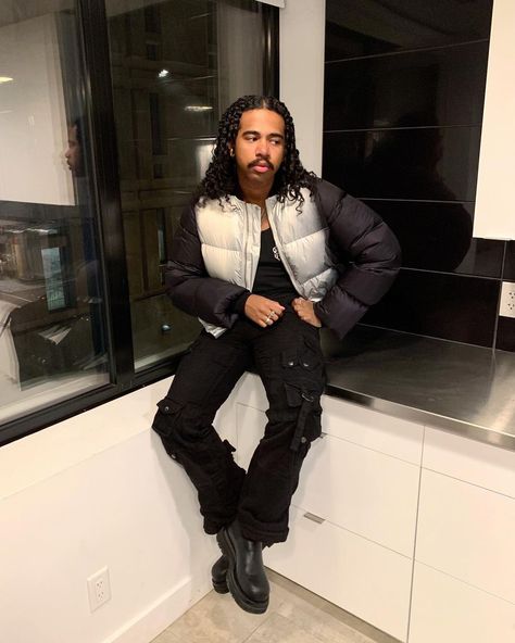 Kyron Warrick, Fashion Pictures, Getting Old, Aesthetic Art, I Am Awesome, Bomber Jacket, Winter Jackets, Street Wear, Thank You