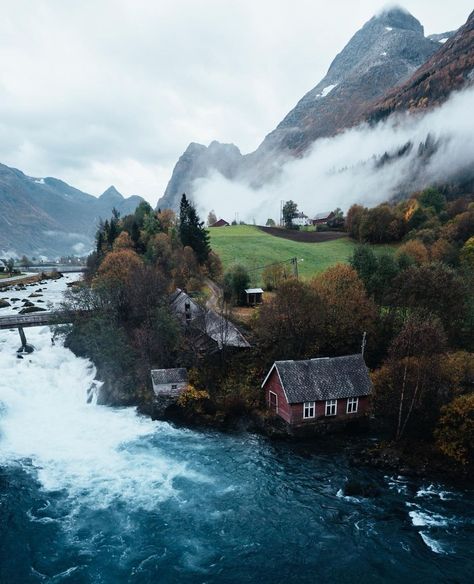 Norway Aesthetic, Norway House, Visit Norway, Norway Travel, Natural Scenery, Heaven On Earth, Beautiful Destinations, Beautiful World, Nature Lover