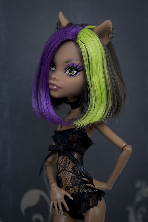 Clawdeen Wolf Hair, Monster High Clawd, Clawdeen Wolf, Monster High Characters Clawdeen, Clawdeen Wolf New Scaremester, Monster High Art Clawdeen, Monster High Doll Clawdeen Wolf, Monster High Doll Clothes, Monsterhigh Dolls Original