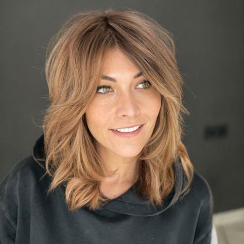 Collarbone Length Hair Curtain Bangs, Mid Length Hair With Layers Over 40, Shoulder Length Shag With Bangs, Style Side Bangs, Side Bang Haircuts, Wispy Side Bangs, Short Side Bangs, 2023 Hairstyles, Long Side Bangs