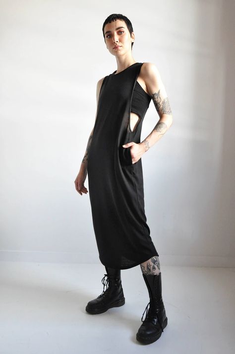 Gender Euphoria, Marilyn Dress, Black Wardrobe, Apocalyptic Fashion, Tunic Style Tops, Futuristic Fashion, Aesthetic Ideas, Tunic Style, Downtown Los Angeles