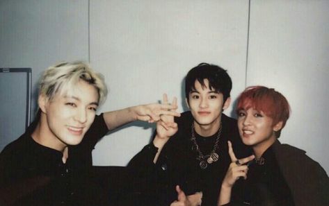 Jeno×Mark×Heechan #nct polaroid Neo Grunge, Mark Nct, Fan Fiction, K Idols, Funny Photos, Boyfriend Material, Nct 127, Nct Dream, Fanfiction