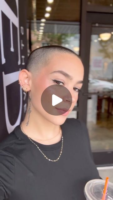 Girls With Shaved Heads, Faster Hair Growth, Scalp Treatments, Diy Hair Care, Hair Growth Faster, Healthy Scalp, Scalp Care, Buzz Cut, Diy Hairstyles