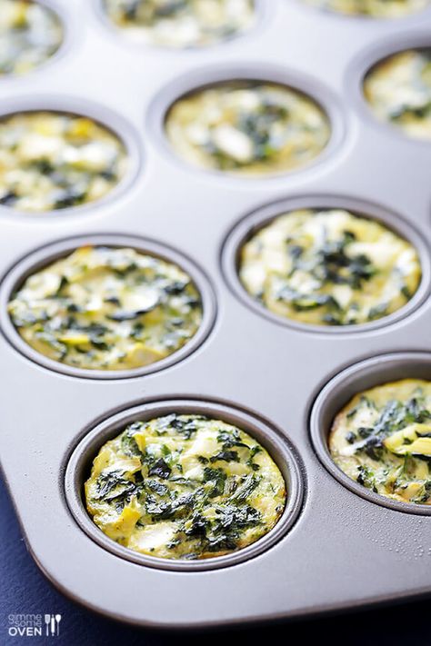 Spinach Artichoke Quiche, Artichoke Quiche, Quiche Cups, Raw Cheese, Brunch Appetizers, Healthy Egg Recipes, Spinach Quiche, Recipes Bread, Healthy Brunch