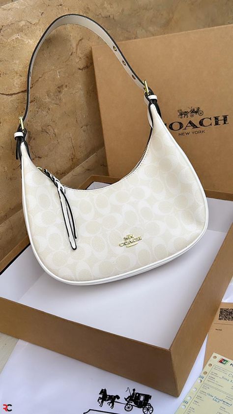 *COACH SIGNATURE HOBO* *SHOULDER HOBO BAG* *PREMIUM 12A QUALITY* *COMES WITH BOX PACKING & DUST COVER* SIZE 12/10 inches ! Coach Bags Aesthetic, Purse Wishlist, Aesthetic Purse, Nail Bags, Coach Hobo Bag, Dream Bags, Luxury Bags Collection, Handbag Essentials, Girly Bags