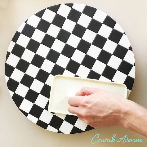 Crumb Avenue - Easy to follow cake topper tutorials | Tutorials | Checkered Cake Board Chess Party, Checkered Cake, Soap Dough, Fondant Cake Tutorial, Checkerboard Cake, Bike Cakes, Cake Pics, Icing Techniques, Apartment Vibes