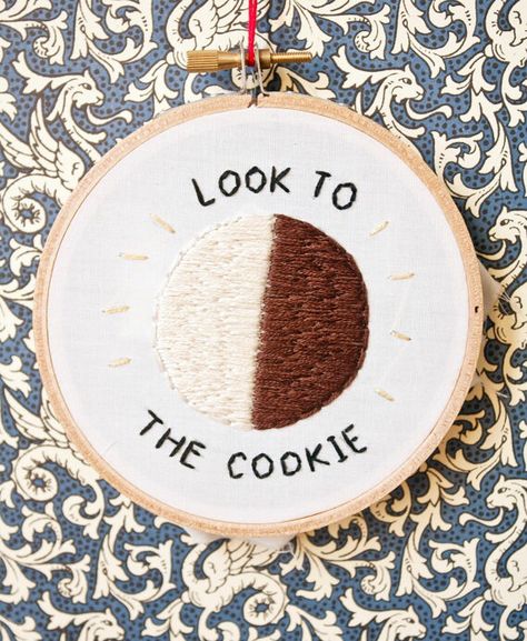 Seinfeld Black And White Cookies, White Cookie, Winter Project, Cross Stitch Love, Diy Cross Stitch, Seinfeld, Side By Side, Perler Beads, Felt Crafts