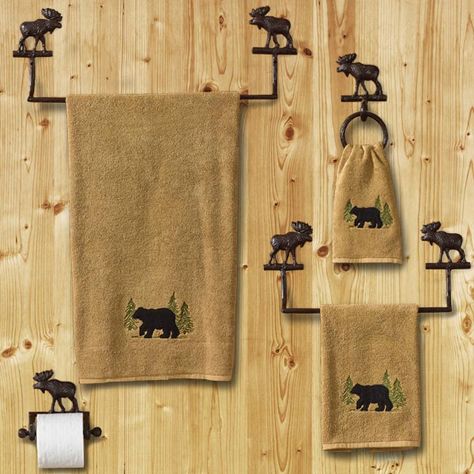 Black Bear Decor, Moose Decor, Cabin Bathroom, Modern White Bathroom, Rustic Bathroom Decor, Bathroom Hardware Set, Rustic Bathrooms, Guest Bathrooms, Bear Decor