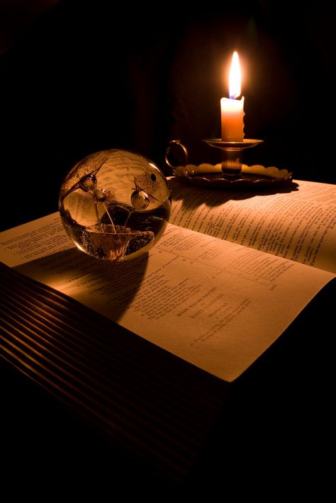 Book, Candle and Paperweight... "A million candles have burned themselves out. Still I read on." __Edgar Allan Poe, The Cask of Amontillado The Cask Of Amontillado, An Open Book, Candle In The Wind, Candle Glow, Candle Aesthetic, Montage Photo, Witch Aesthetic, Foto Art, Dark Academia Aesthetic