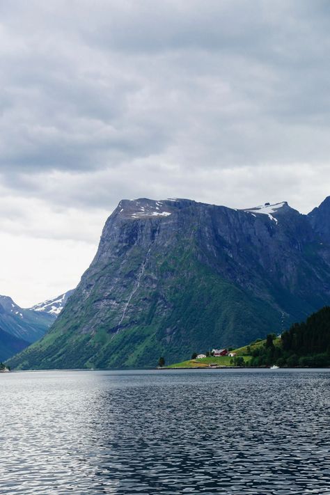 European Bucket List, Clear Sea, Mountain Lakes, Alesund, Hand Luggage, Sea Breeze, Travel Planner, Travel Advice, Photography Blog