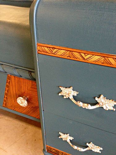 Waterfall Vanity Waterfall Vanity Makeover, Rad Furniture, Waterfall Furniture, Waterfall Vanity, Redone Furniture, Aubusson Blue, Antique Ideas, Dresser Makeovers, Old Vanity