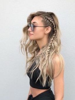 Concert Hairstyles, Side Braid Hairstyles, Hairstyle Youtube, Hair Guide, Hair 2018, Side Braid, Clip In Extensions, Braid Hairstyles, Pompadour