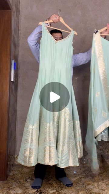 Diamond Silk on Instagram: "Get ready to dazzle In this exquiste banarasi anarkali highlighted with pindrops✨
.
Shipping Worldwide 🌍
.
For any queries, Store visit & Placing order,
📞 : +91 9915297157 (call/whatsapp)
📍 : Brand Rath Rd, Jalandhar
. 
#indianwedding#shopsuit#banarasi#anarkali#handembroidery" Banarasi Silk Anarkali Suits, Banarasi Anarkali, Silk Anarkali Suits, Diamond And Silk, Banarasi Suit, Silk Anarkali, Anarkali Suits, Punjabi Suits, Call Whatsapp