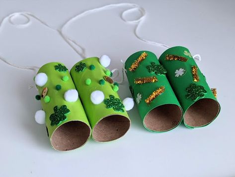 Diy Binoculars For Kids, Leprechaun Binoculars, Binoculars Craft, Binocular Craft, Leprechaun Hunt, Leprechaun Trap Project, Leprechaun Tricks, St Patricks Decorations, Leprechaun Craft