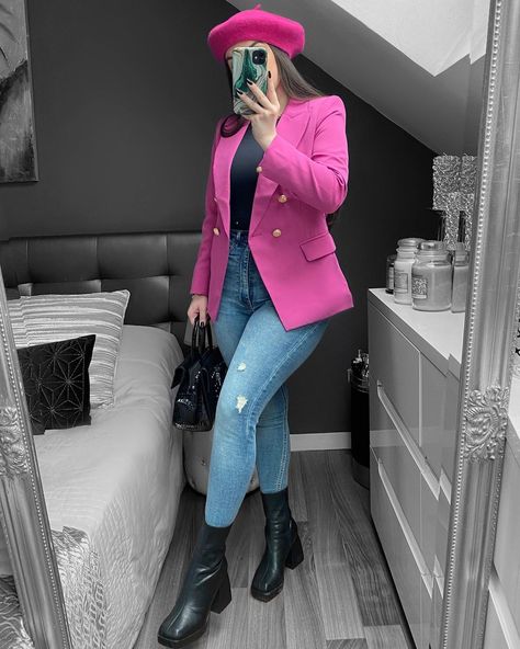 Valentine Day Work Outfit, Work Valentines Outfit, Valentine’s Day Work Outfit, Valentines Day Work Outfits, Outfit Con Blazer Rosa, Outfit Botines, Outfit Con Blazer, Blazer Rosa, Outfit Botas