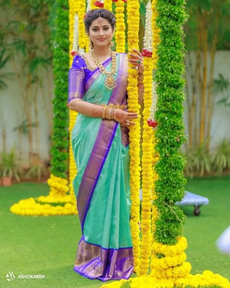 Sneha In Pattu Saree, Sneha Saree Blouses, Dark Color Pattu Sarees, Blue Saree Bridal Look, Sneha Prasanna Saree Latest, Sneha Prasanna Jewellery, Sneha Blouse Design, Green And Blue Pattu Saree, Green Saree With Blue Blouse